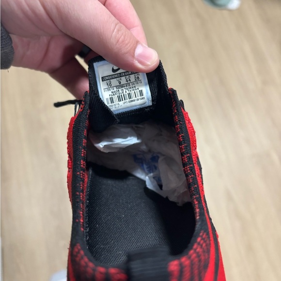🔥Nike Red and Black Flyknit trainers - Picture 6 of 9